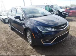 2C4RC1EG3JR197571 2018 CHRYSLER PACIFICA