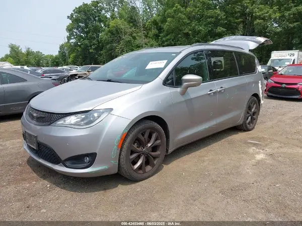 2C4RC1EG3JR204342 2018 CHRYSLER PACIFICA - Image 2