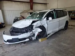 2C4RC1EG3JR227619 2018 CHRYSLER PACIFICA