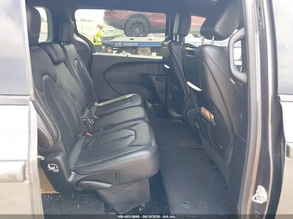 2C4RC1EG3JR260281 2018 CHRYSLER PACIFICA - Image 8