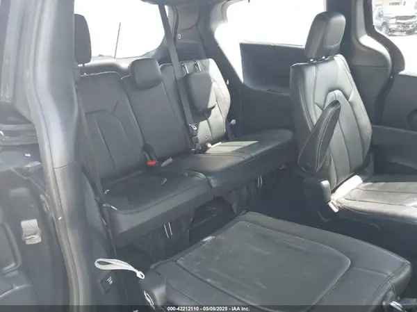 2C4RC1EG3JR261737 2018 CHRYSLER PACIFICA - Image 8