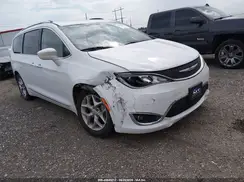 2C4RC1EG3JR270759 2018 CHRYSLER PACIFICA