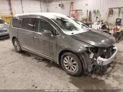 2C4RC1EG3JR288100 2018 CHRYSLER PACIFICA