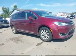 2C4RC1EG3JR293670 2018 CHRYSLER PACIFICA