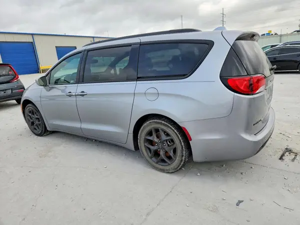 2C4RC1EG3JR320219 2018 CHRYSLER PACIFICA - Image 2