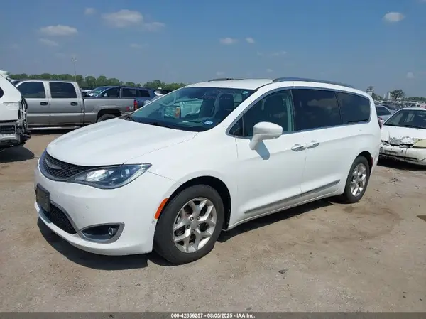 2C4RC1EG3JR350417 2018 CHRYSLER PACIFICA - Image 2