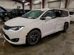 2C4RC1EG3JR352376 2018 CHRYSLER PACIFICA