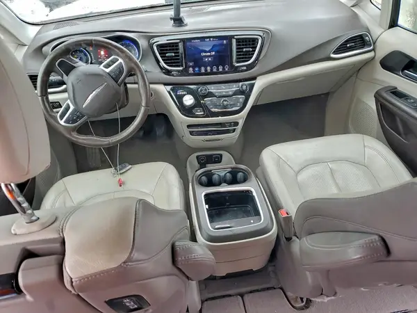 2C4RC1EG3JR356329 2018 CHRYSLER PACIFICA - Image 8