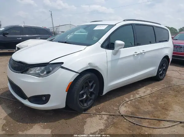 2C4RC1EG3KR522379 2019 CHRYSLER PACIFICA - Image 2