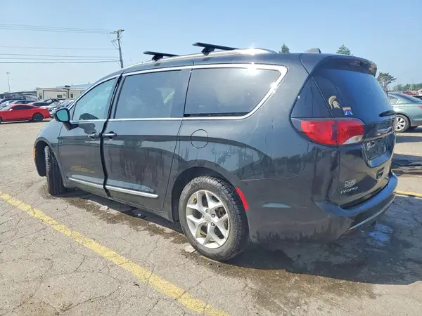 2C4RC1EG3KR576670 2019 CHRYSLER PACIFICA - Image 2