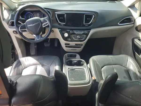 2C4RC1EG3KR576670 2019 CHRYSLER PACIFICA - Image 8