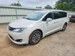 2C4RC1EG3KR604905 2019 CHRYSLER PACIFICA