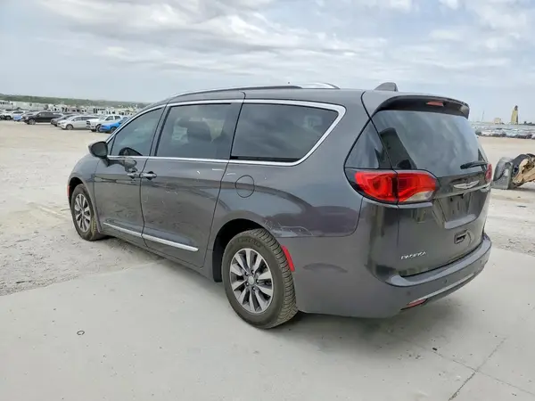 2C4RC1EG3KR645650 2019 CHRYSLER PACIFICA - Image 2