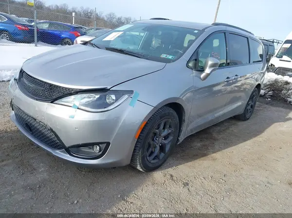 2C4RC1EG3LR110139 2020 CHRYSLER PACIFICA - Image 2
