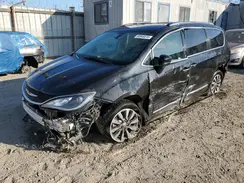 2C4RC1EG3LR172883 2020 CHRYSLER PACIFICA