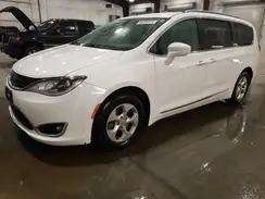 2C4RC1EG4HR514185 2017 CHRYSLER PACIFICA