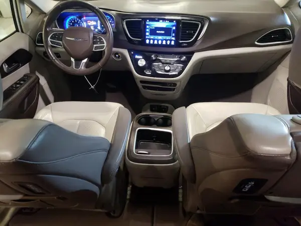 2C4RC1EG4HR514185 2017 CHRYSLER PACIFICA - Image 8