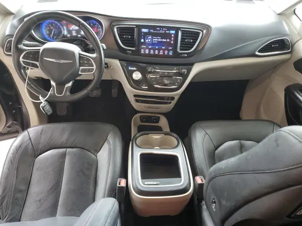 2C4RC1EG4HR514719 2017 CHRYSLER PACIFICA - Image 8