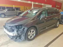 2C4RC1EG4HR518625 2017 CHRYSLER PACIFICA