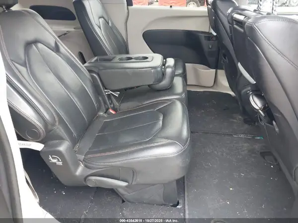2C4RC1EG4HR519936 2017 CHRYSLER PACIFICA - Image 8