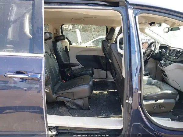 2C4RC1EG4HR531276 2017 CHRYSLER PACIFICA - Image 8