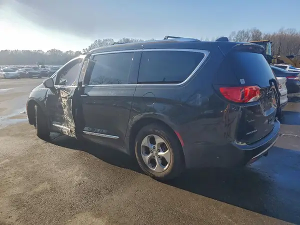 2C4RC1EG4HR531360 2017 CHRYSLER PACIFICA - Image 2