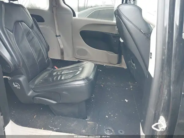 2C4RC1EG4HR533707 2017 CHRYSLER PACIFICA - Image 8