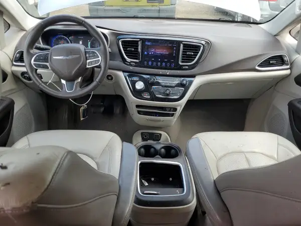 2C4RC1EG4HR538602 2017 CHRYSLER PACIFICA - Image 8