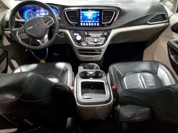2C4RC1EG4HR565038 2017 CHRYSLER PACIFICA - Image 8
