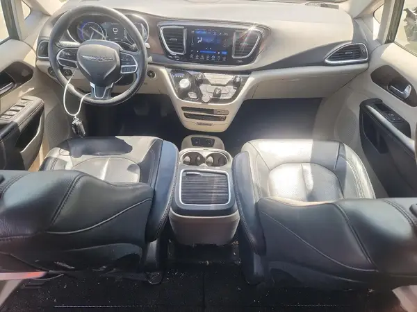 2C4RC1EG4HR577125 2017 CHRYSLER PACIFICA - Image 8