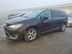 2C4RC1EG4HR592028 2017 CHRYSLER PACIFICA