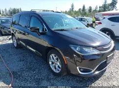 2C4RC1EG4HR592238 2017 CHRYSLER PACIFICA
