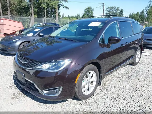 2C4RC1EG4HR592238 2017 CHRYSLER PACIFICA - Image 2