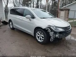 2C4RC1EG4HR622418 2017 CHRYSLER PACIFICA