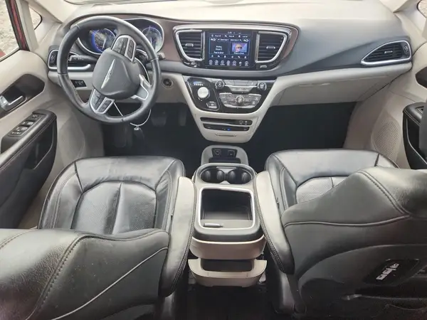 2C4RC1EG4HR623696 2017 CHRYSLER PACIFICA - Image 8