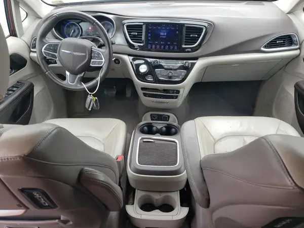 2C4RC1EG4HR627862 2017 CHRYSLER PACIFICA - Image 8