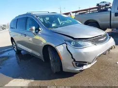 2C4RC1EG4HR628347 2017 CHRYSLER PACIFICA