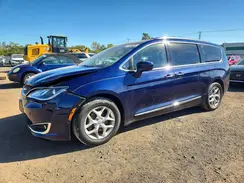 2C4RC1EG4HR635590 2017 CHRYSLER PACIFICA