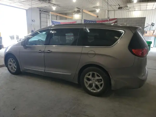 2C4RC1EG4HR637842 2017 CHRYSLER PACIFICA - Image 2