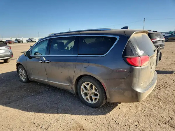 2C4RC1EG4HR650462 2017 CHRYSLER PACIFICA - Image 2