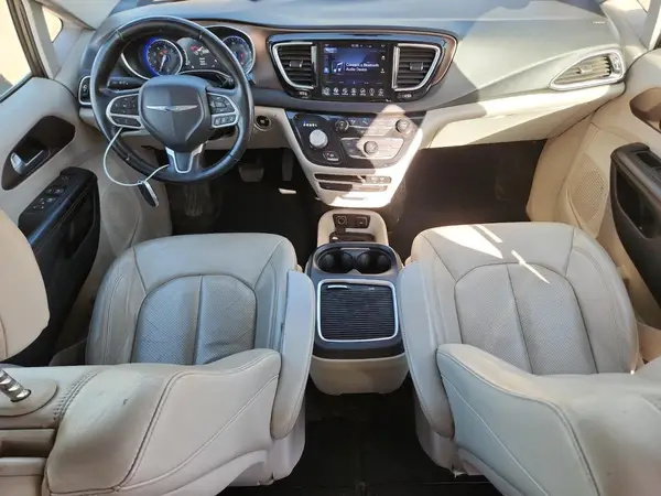 2C4RC1EG4HR650462 2017 CHRYSLER PACIFICA - Image 8