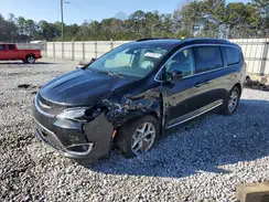 2C4RC1EG4HR668962 2017 CHRYSLER PACIFICA
