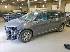 2C4RC1EG4HR669674 2017 CHRYSLER PACIFICA