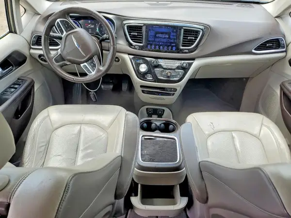 2C4RC1EG4HR669772 2017 CHRYSLER PACIFICA - Image 8
