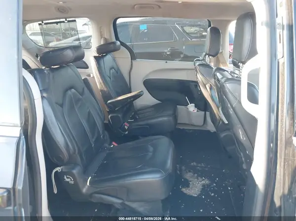 2C4RC1EG4HR677080 2017 CHRYSLER PACIFICA - Image 8