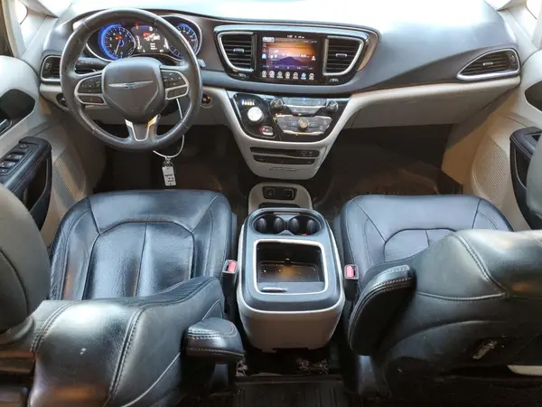 2C4RC1EG4HR687804 2017 CHRYSLER PACIFICA - Image 8