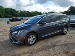 2C4RC1EG4HR708599 2017 CHRYSLER PACIFICA