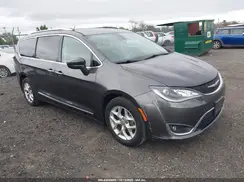 2C4RC1EG4HR712443 2017 CHRYSLER PACIFICA