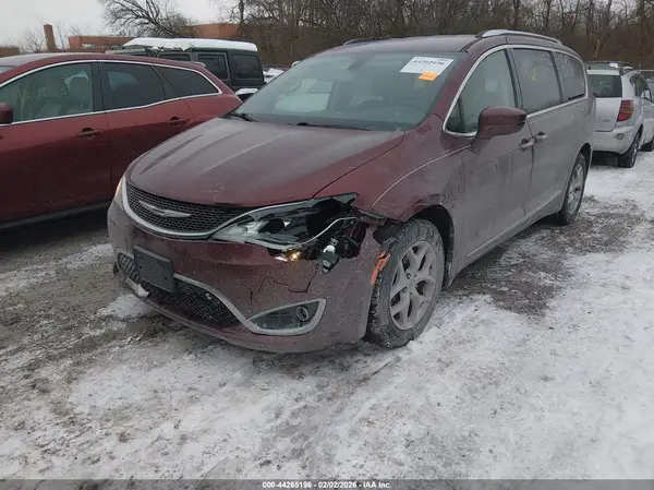 2C4RC1EG4HR721286 2017 CHRYSLER PACIFICA - Image 2
