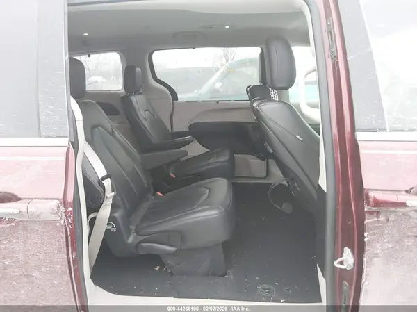 2C4RC1EG4HR721286 2017 CHRYSLER PACIFICA - Image 8